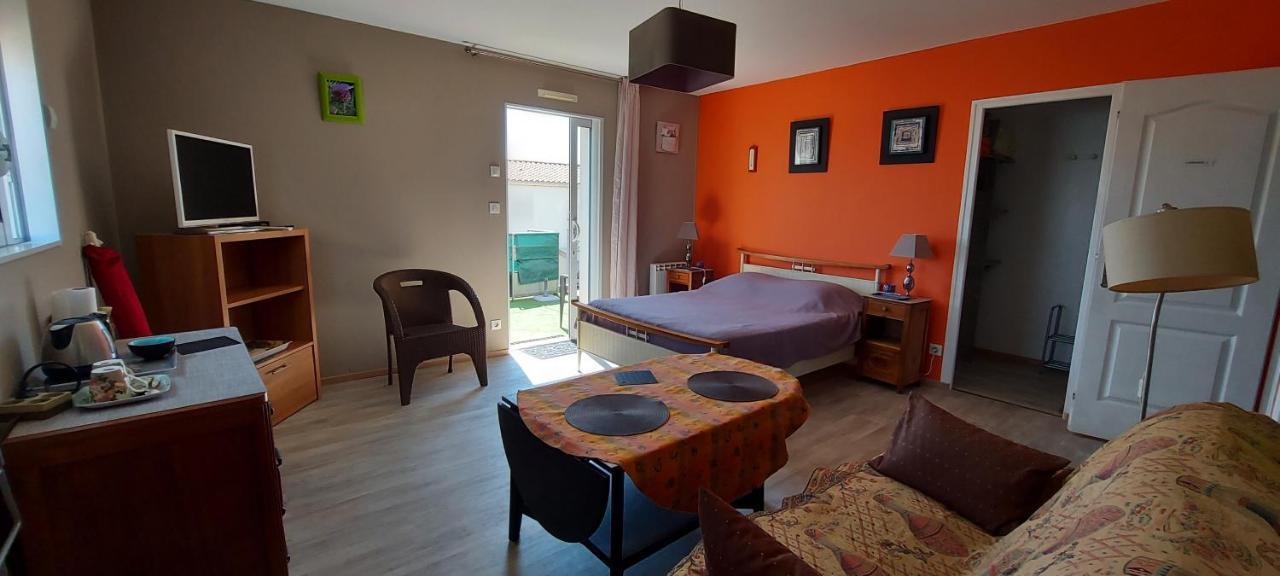 Chambre D'Hote Fleur De Potager Les Sables-dʼOlonne Eksteriør billede